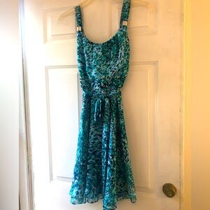 White House Black market Watercolor print sleeveless dress Size 2